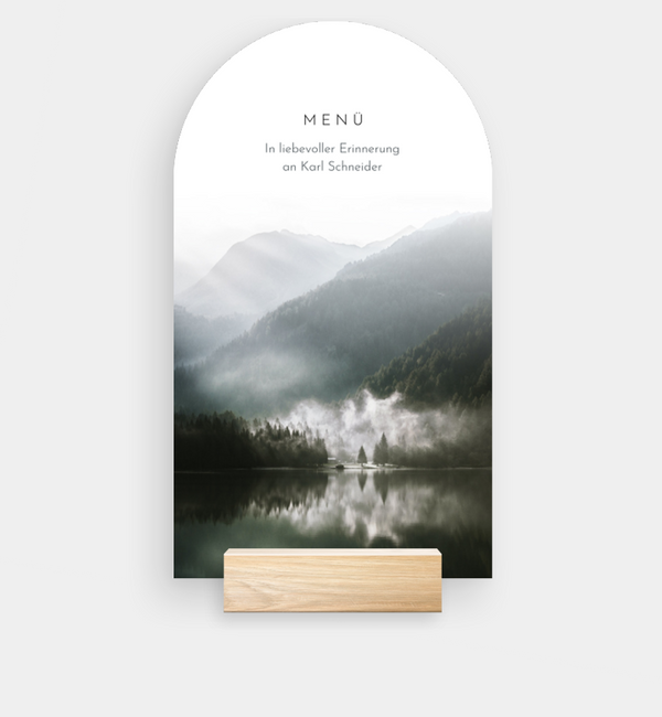 Berge im Nebel