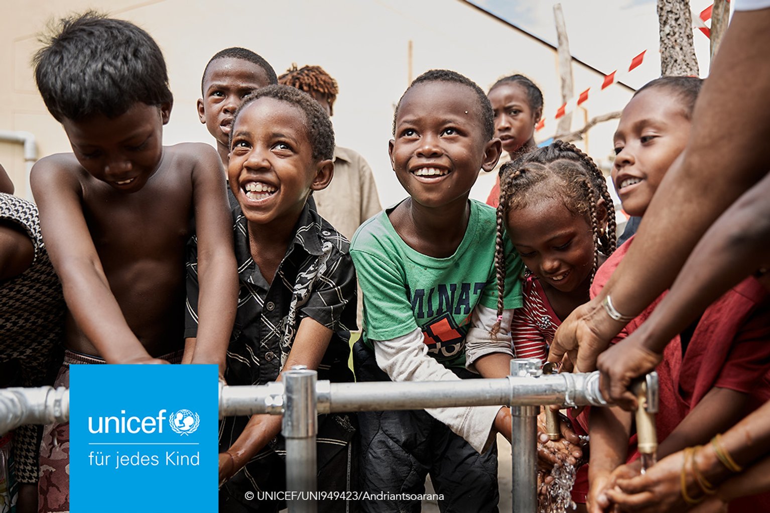 Einladungen zur Taufe Unicef