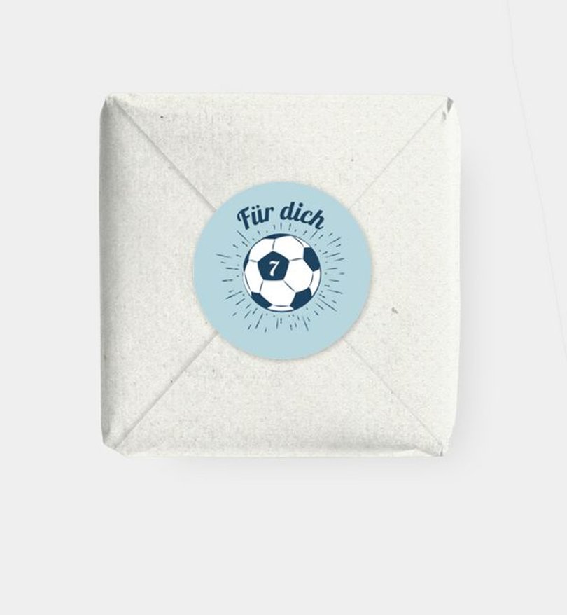 Geschenkaufkleber Kindergeburtstag Fussball